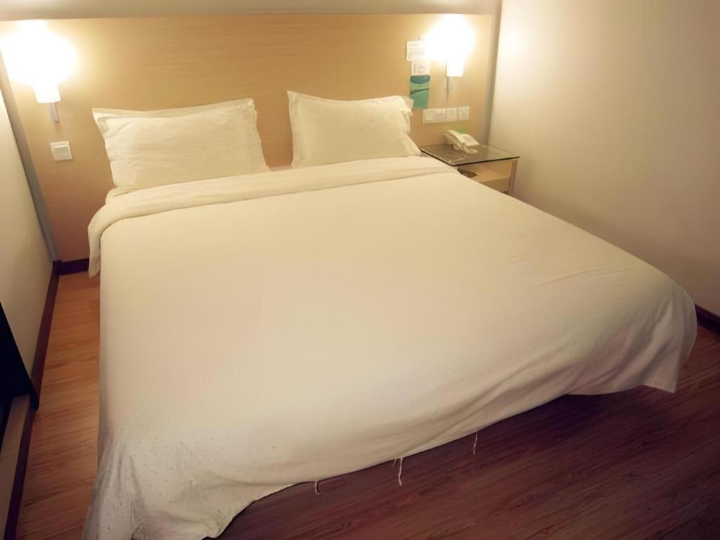 Hotel City Comfort Inn Puchong Εξωτερικό φωτογραφία